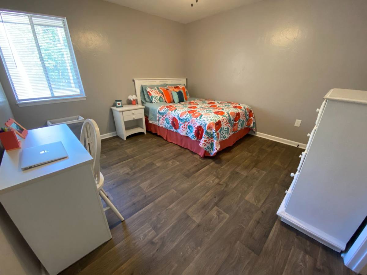 Apartment for rent at 1215 Lee Ave, Tallahassee, FL 32303