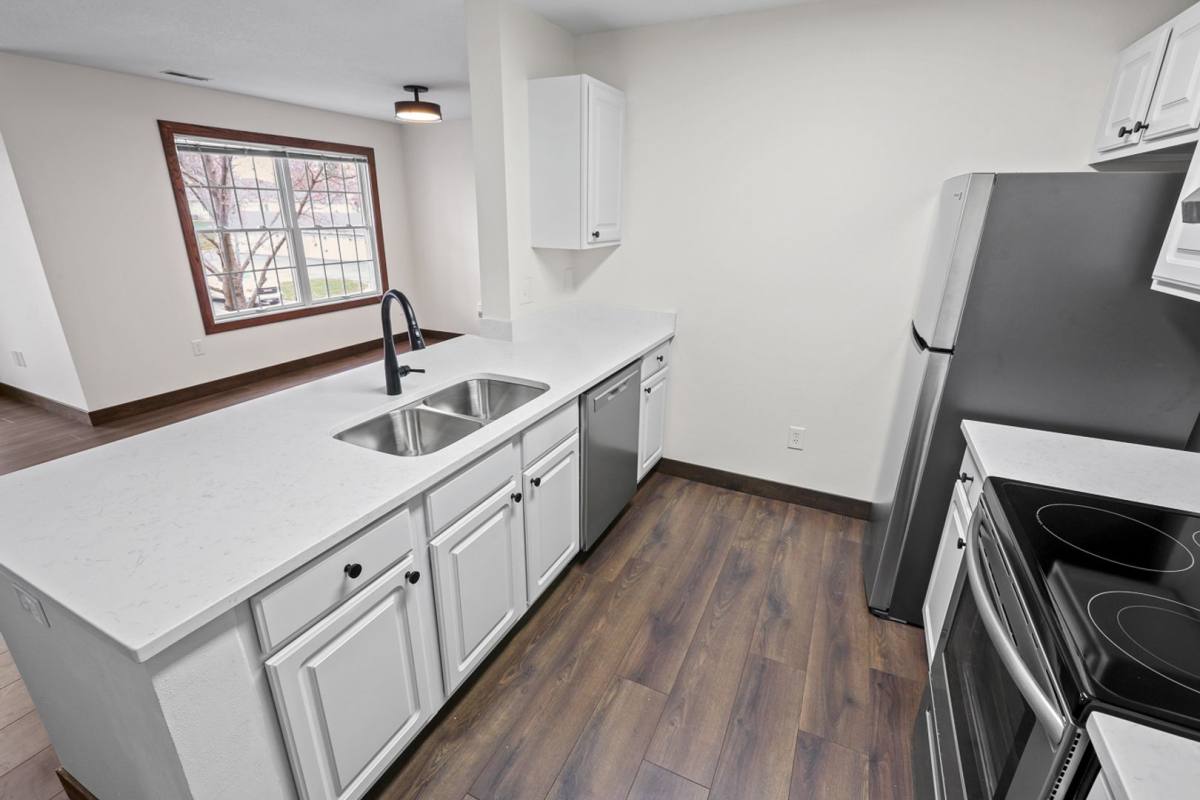 Apartment for rent at 340 E 13th St, Pella, IA 50219