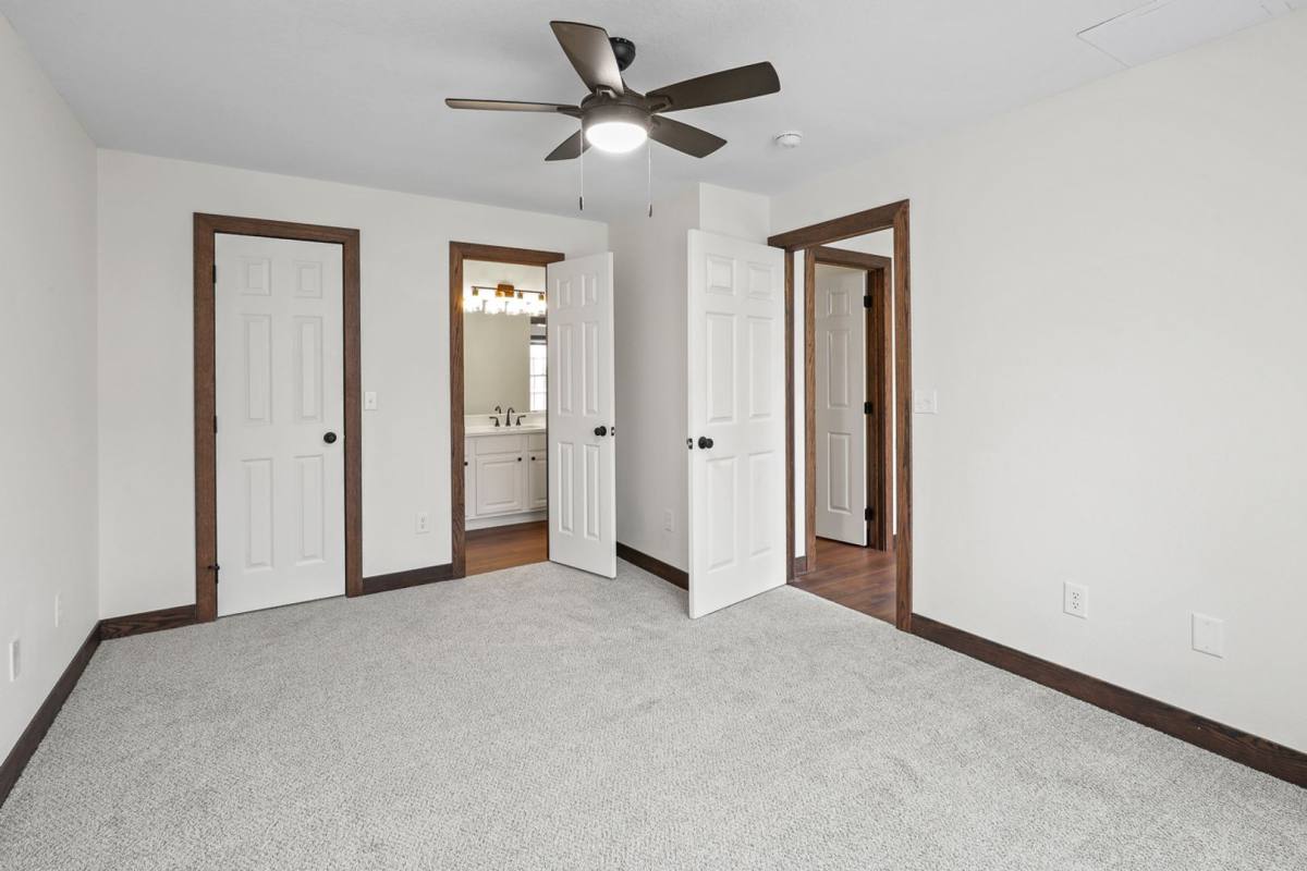 Apartment for rent at 340 E 13th St, Pella, IA 50219