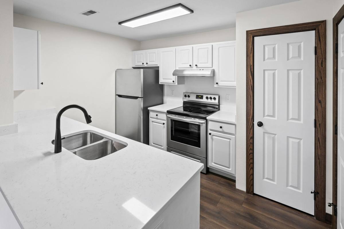 Apartment for rent at 340 E 13th St, Pella, IA 50219