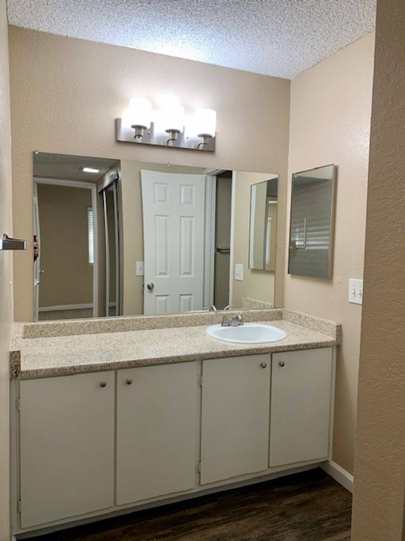 Apartment for rent at 8079 Sunrise E Way, Citrus Heights, CA 95610