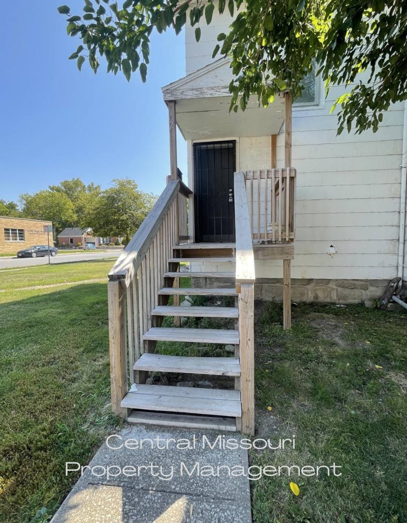 Apartment for rent at 200 E Gay, Warrensburg, MO 64093