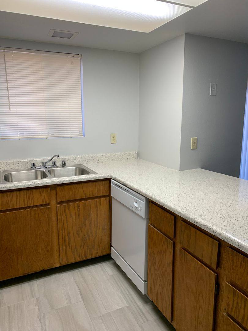 Apartment for rent at 77-901 Dudley Dr, Palm Desert, CA 92211