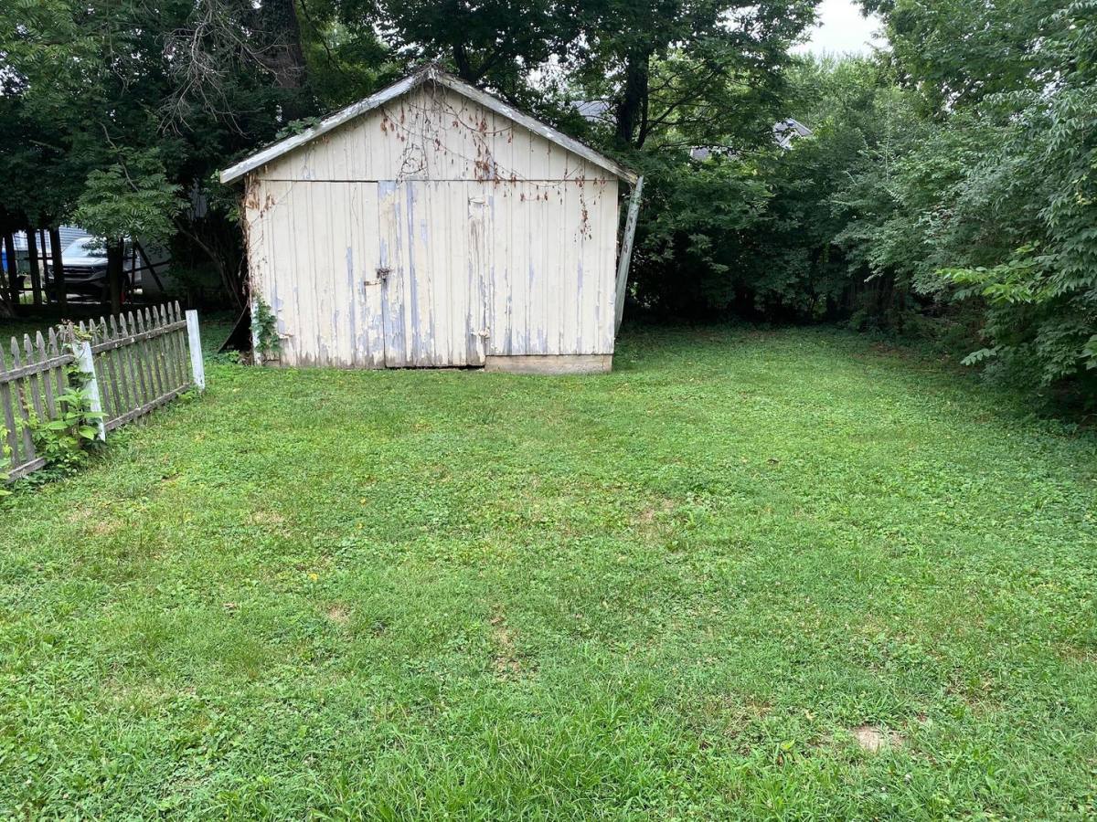 House for rent at 364 Oldham Ave, Lexington, KY 40502