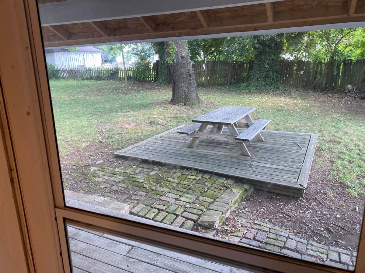 House for rent at 376 Park Ave, Lexington, KY 40502