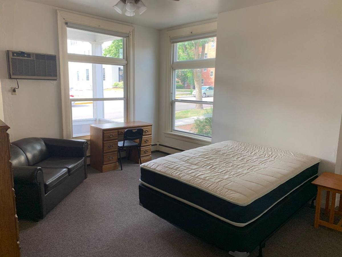 Apartment for rent at 127 Langdon St, Madison, WI 53703