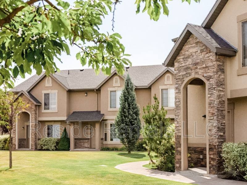Townhouse for rent at 450 W 1800 N #103, Logan, UT 84341