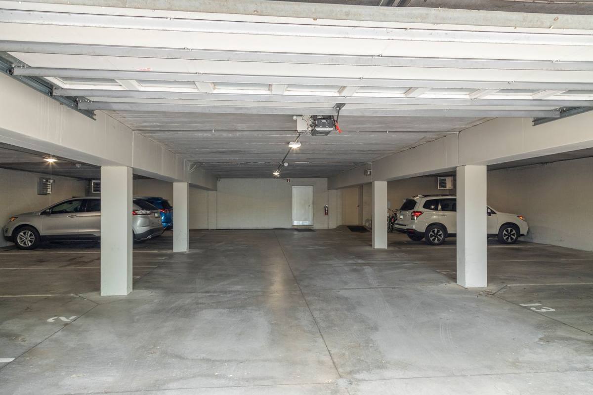 Apartment for rent at 2360 Commerce Blvd, Mound, MN 55364