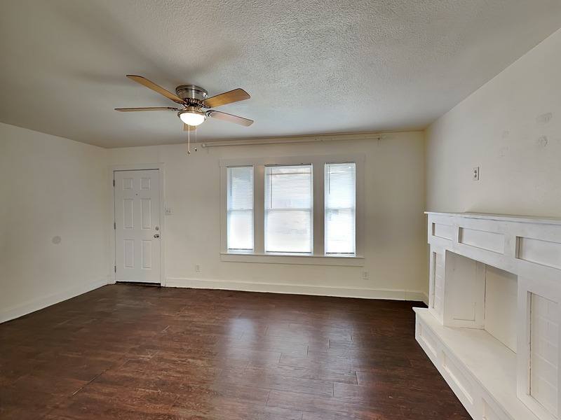 Apartment for rent at 2911 Ryan Ave Front, Fort Worth, TX 76110