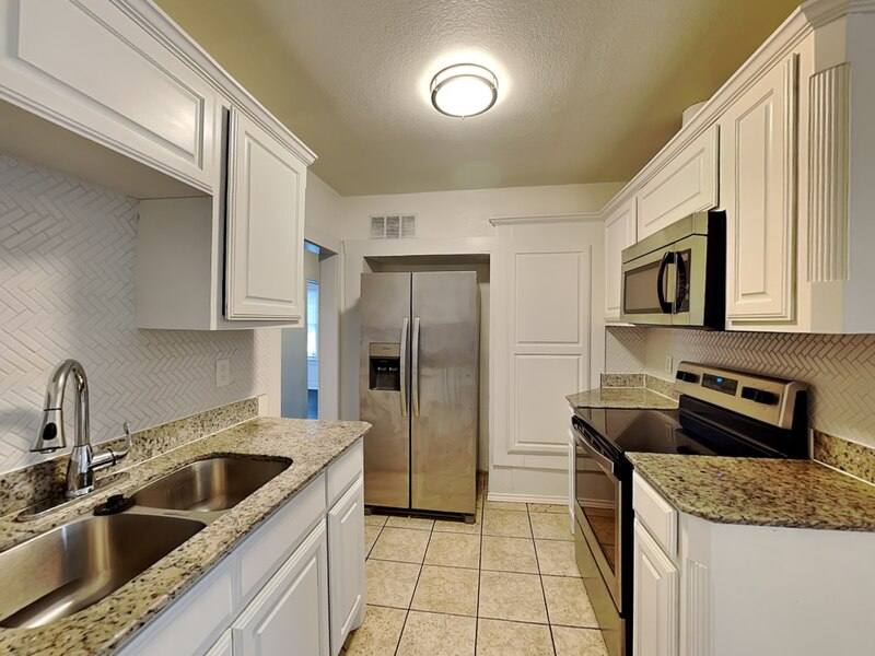 Apartment for rent at 2911 Ryan Ave Front, Fort Worth, TX 76110
