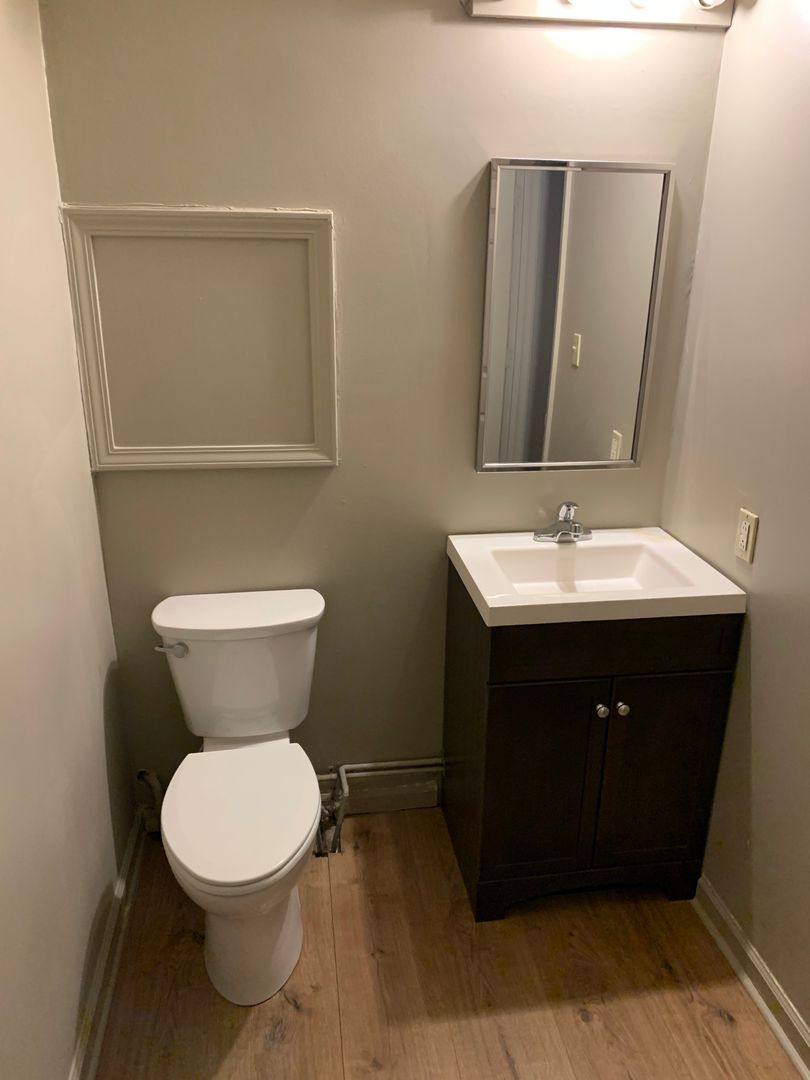 Apartment for rent at 215 S Lincoln St, Bloomington, IN 47408