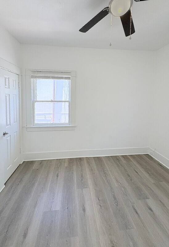Apartment for rent at 433 1 2 W 4th St, Long Beach, CA 90802