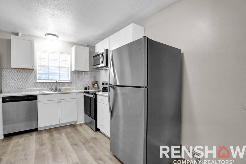 Townhouse for rent at 3660 Rhodes Ave, Memphis, TN 38111