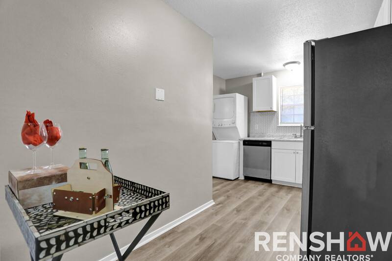Townhouse for rent at 3660 Rhodes Ave, Memphis, TN 38111
