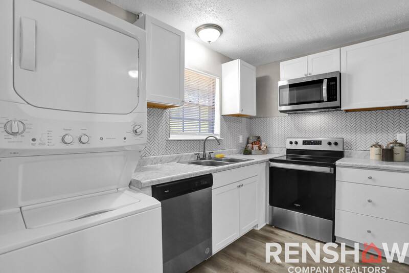Townhouse for rent at 3660 Rhodes Ave, Memphis, TN 38111