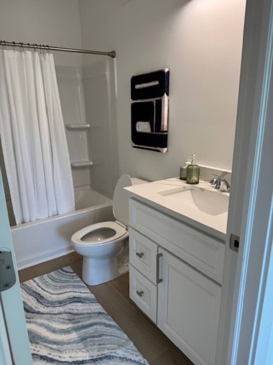 Apartment for rent at 31601-31871 Gabby Court, New Baltimore, MI 48047