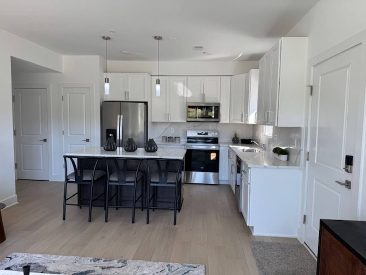 Apartment for rent at 31601-31871 Gabby Court, New Baltimore, MI 48047