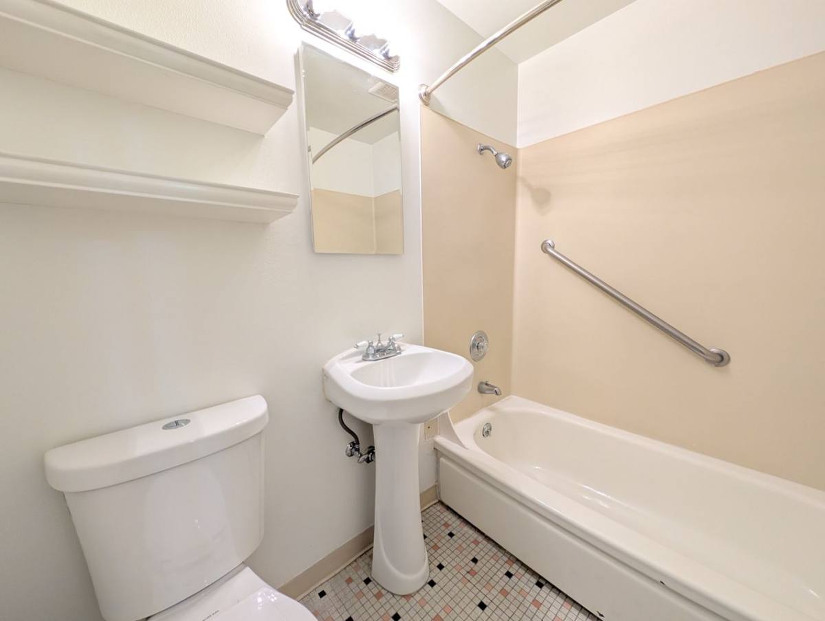 Apartment for rent at 1015 Queen Anne Ave N, Seattle, WA 98109