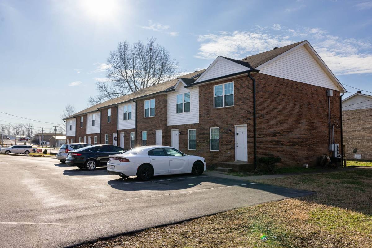 Townhouse for rent at 1650 Baltimore Dr, Clarksville, TN 37043