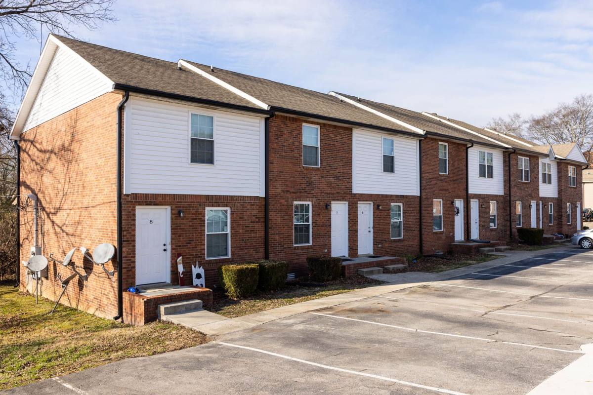 Townhouse for rent at 1650 Baltimore Dr, Clarksville, TN 37043