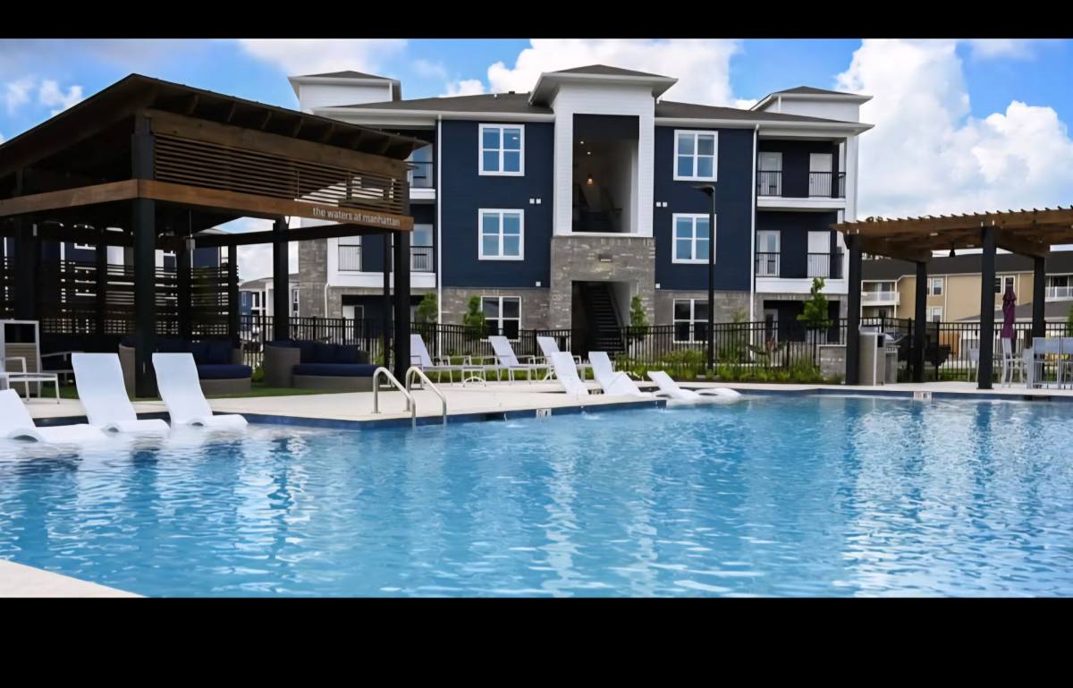 Apartment for rent at 1499 Central Park Blvd, Harvey, LA 70058