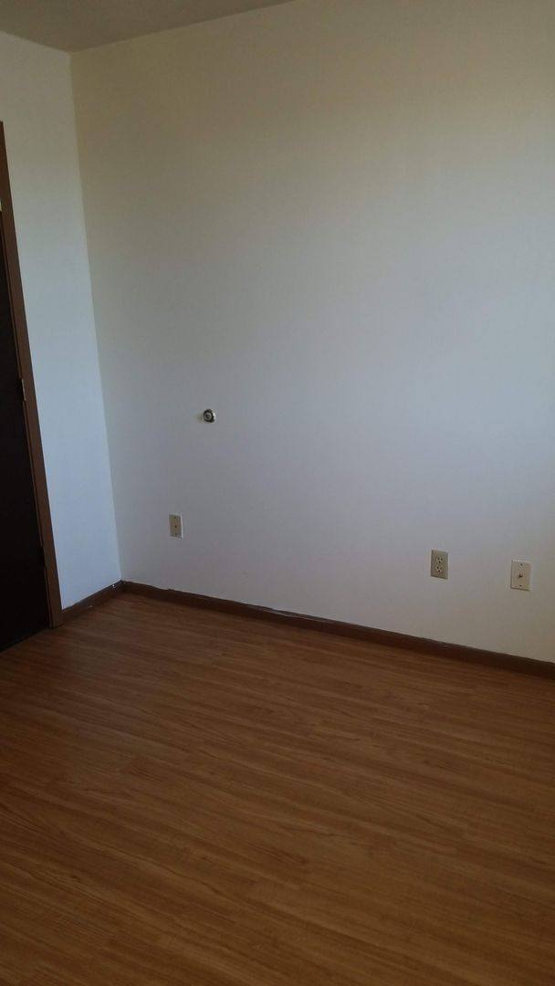 Apartment for rent at 100 W Ridge Ave, Sharpsville, PA 16150
