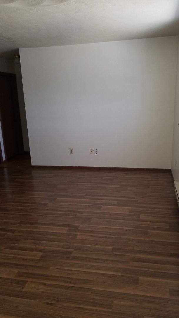 Apartment for rent at 100 W Ridge Ave, Sharpsville, PA 16150