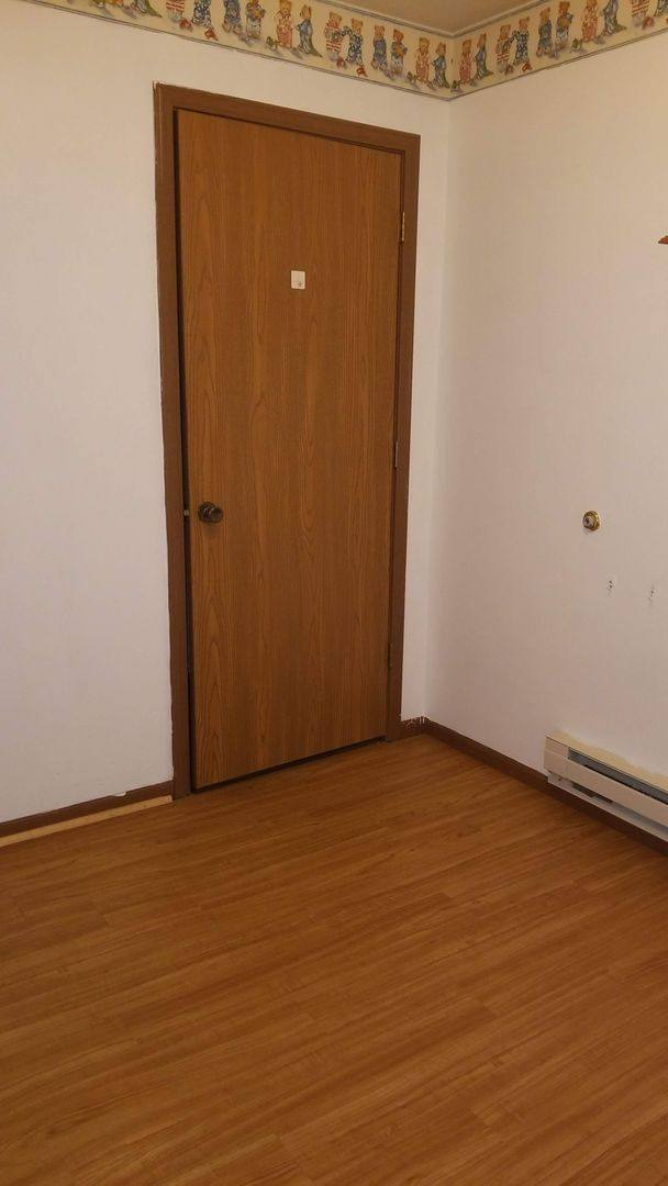 Apartment for rent at 100 W Ridge Ave, Sharpsville, PA 16150