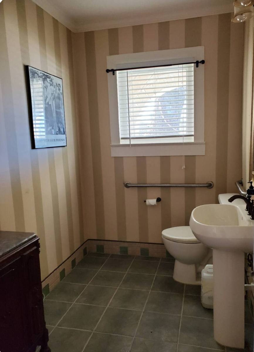 House for rent at 109 S Broadway St, Cresson, TX 76035