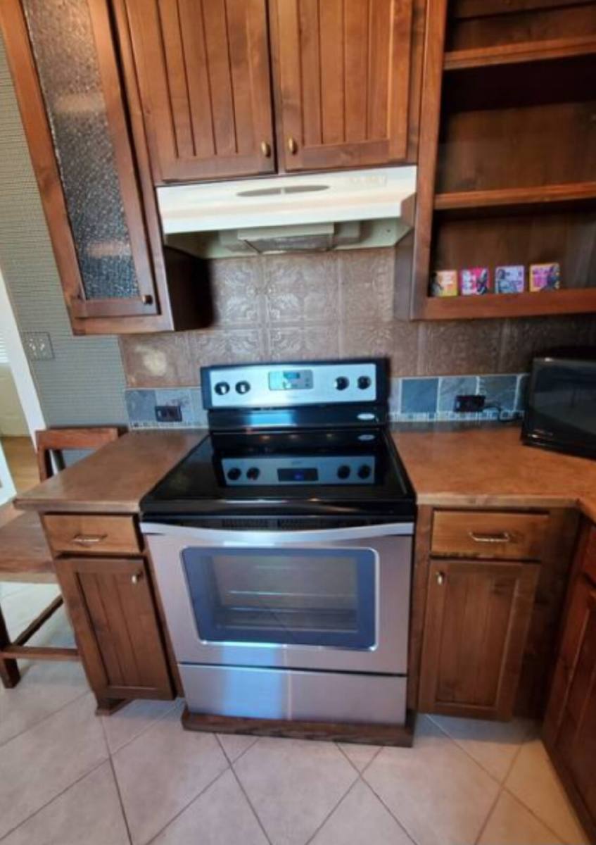 House for rent at 109 S Broadway St, Cresson, TX 76035