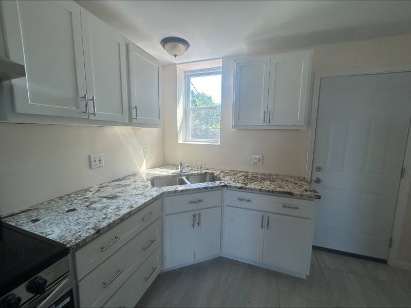 House for rent at 14 Parkland Place, Saint Louis, MO 63112