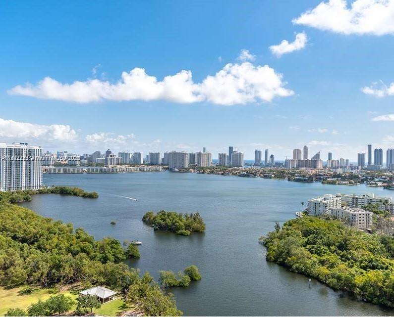 Apartment for rent at 16385 Biscayne Blvd #2103, North Miami Beach, FL 33160