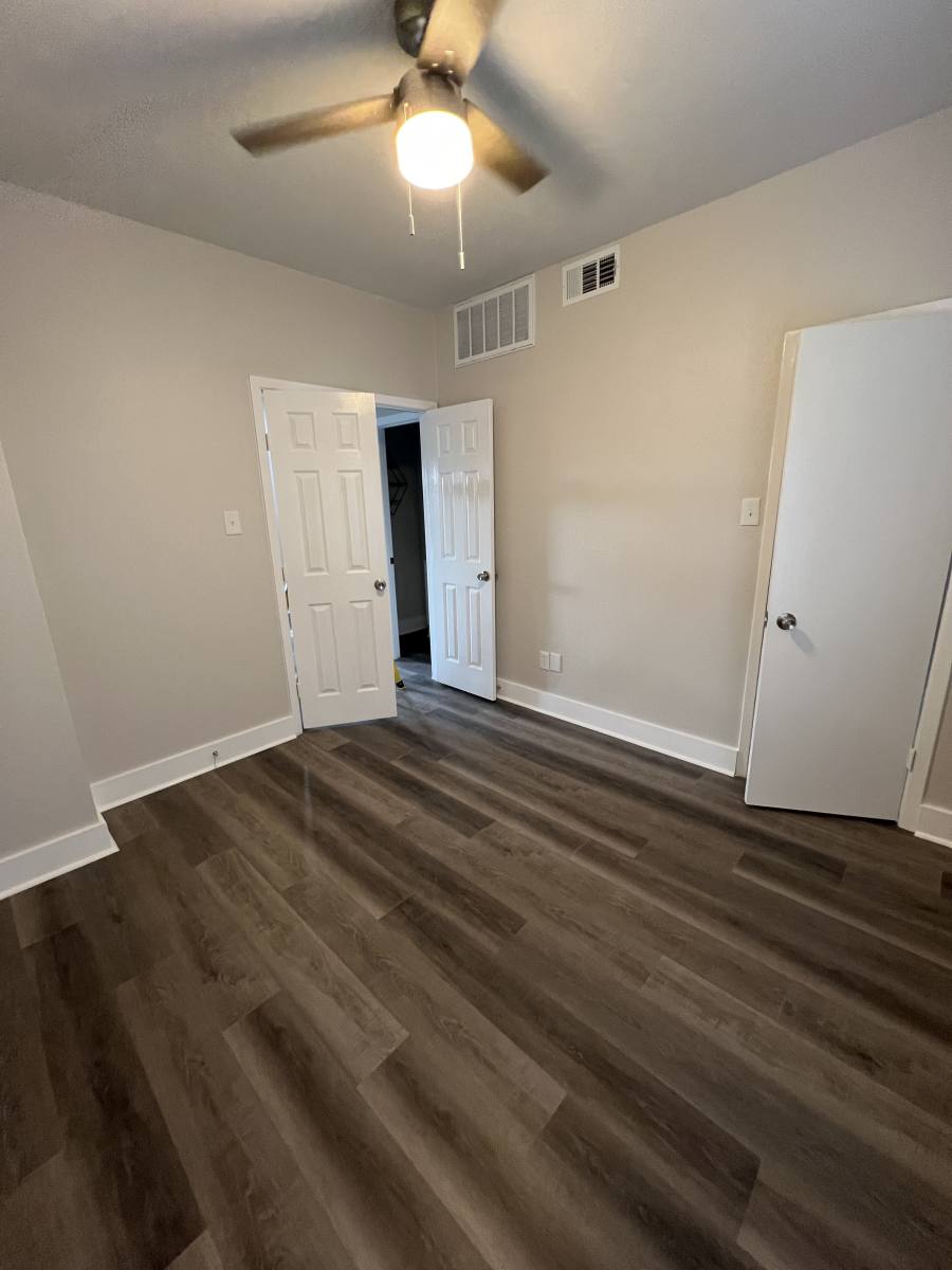 Condo for rent at 5550 Spring Valley Rd #B25, Dallas, TX 75254