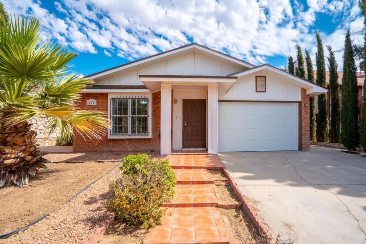 House for rent at 12521 Angie Bombach, El Paso, TX 79928