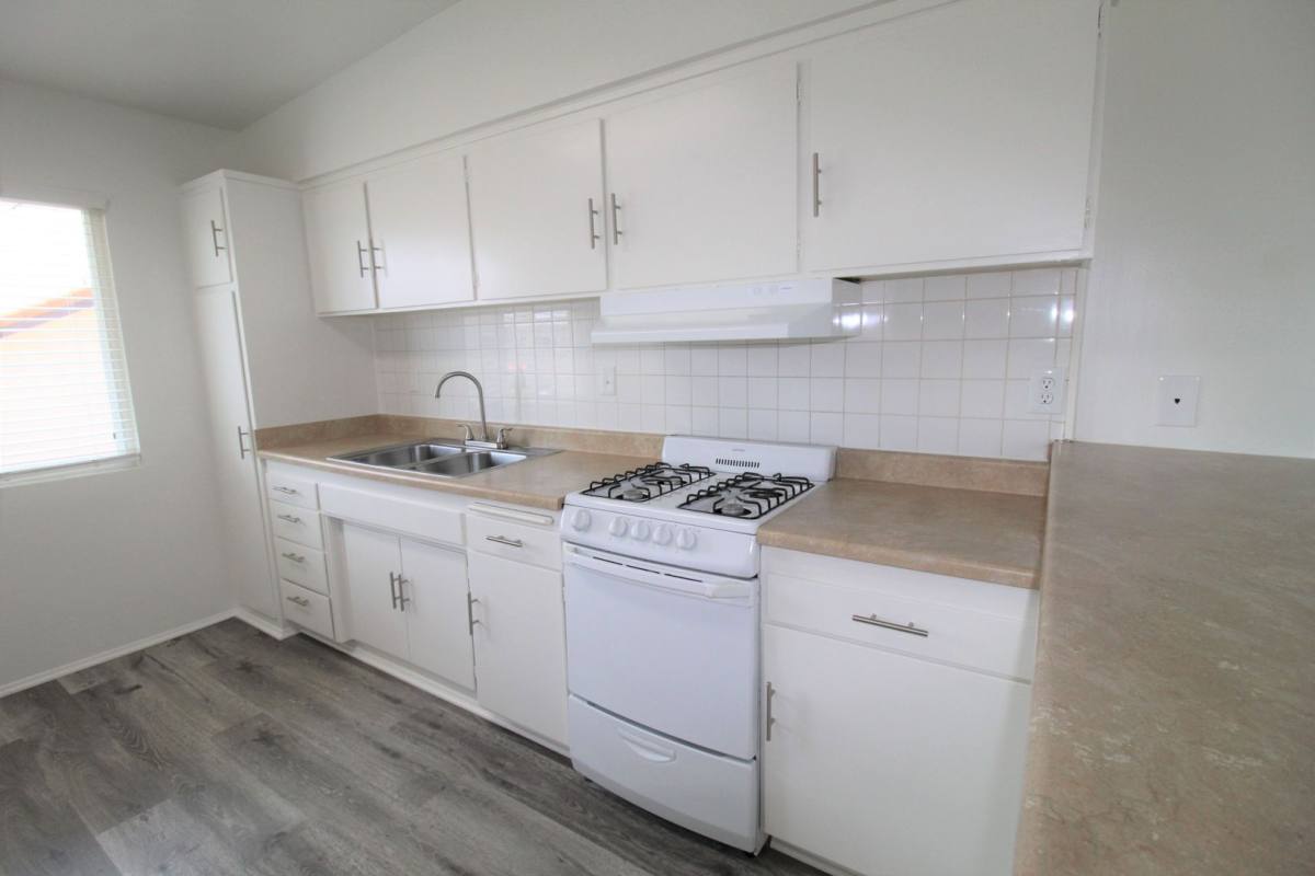 Apartment for rent at 4921 Nautilus St, Oxnard, CA 93035