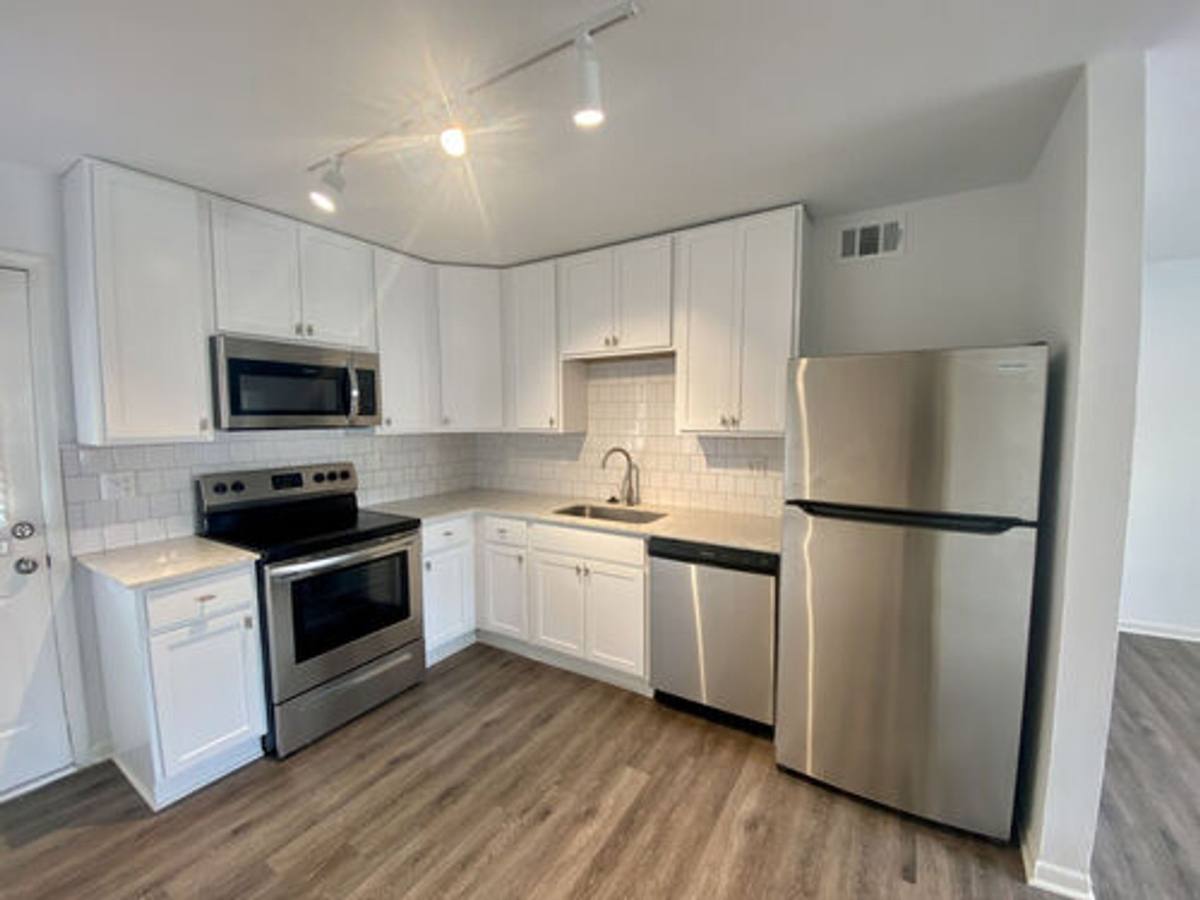 Apartment for rent at 1050-1051 Villa Court SE, Atlanta, GA 30316