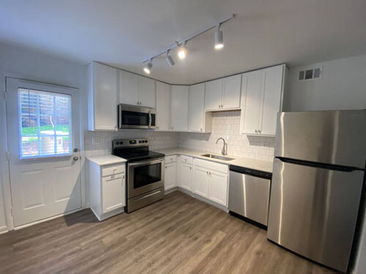 Apartment for rent at 1050-1051 Villa Court SE, Atlanta, GA 30316