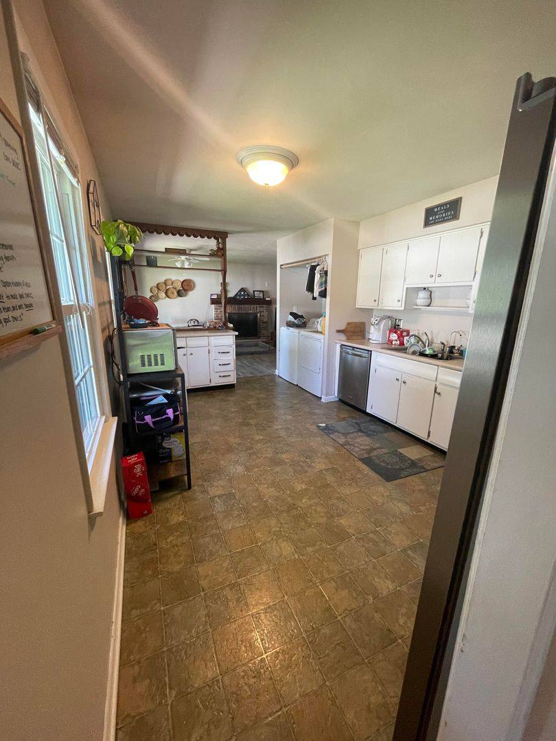 House for rent at 1913 Indian Trail Dr, West Lafayette, IN 47906