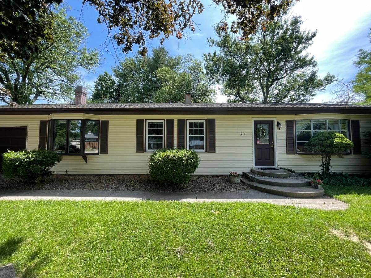 House for rent at 1913 Indian Trail Dr, West Lafayette, IN 47906