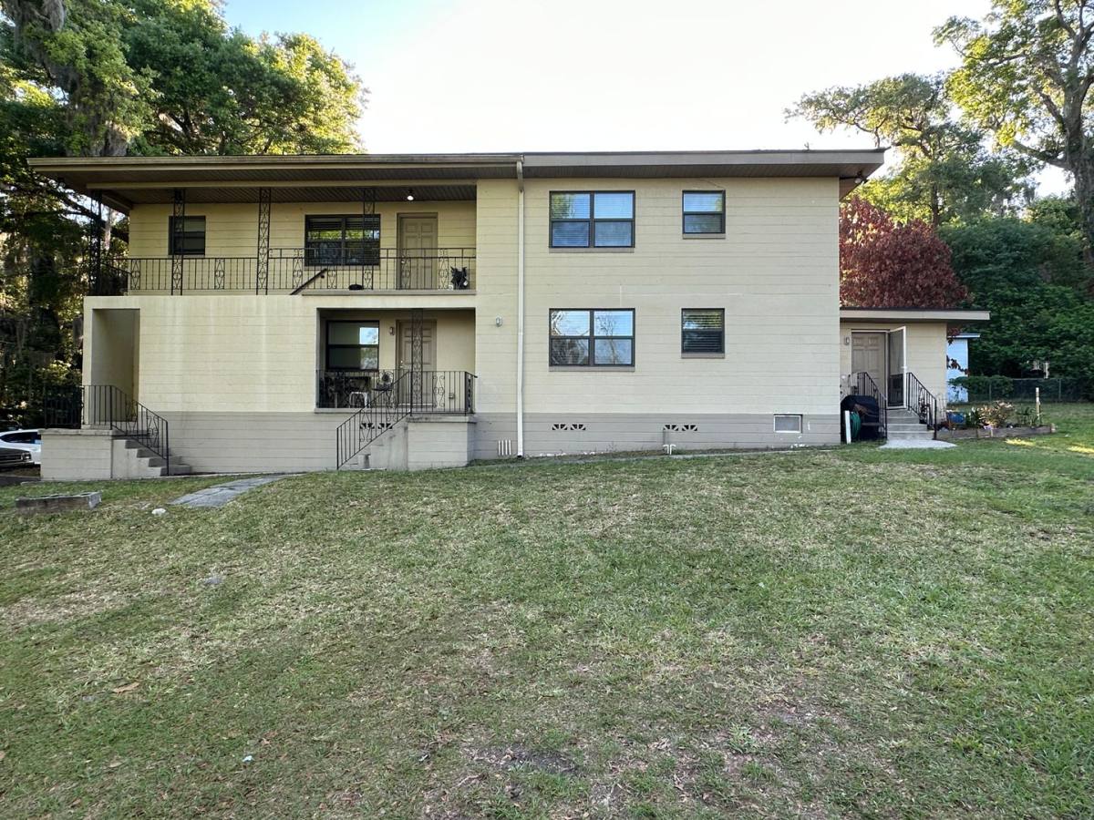 Apartment for rent at 5148 Floral Bluff Rd, Jacksonville, FL 32211