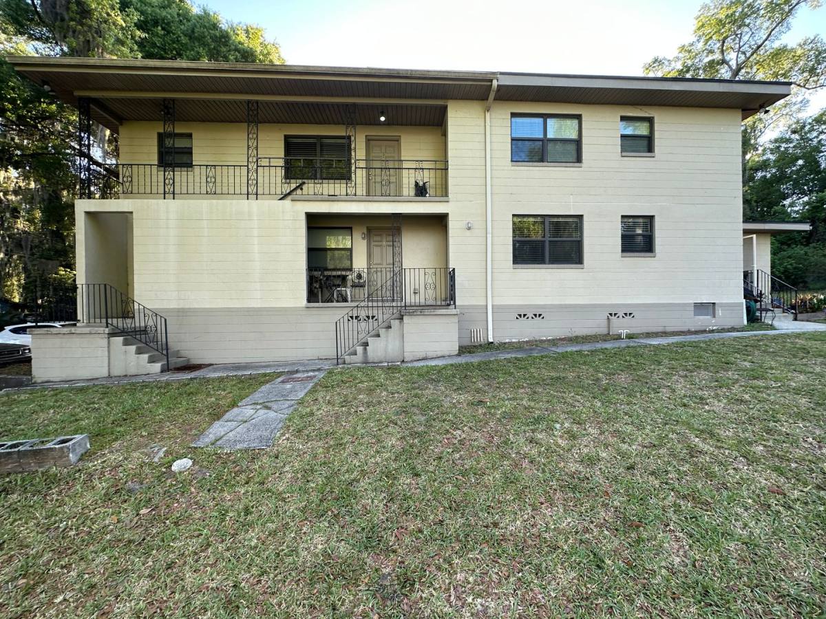 Apartment for rent at 5148 Floral Bluff Rd, Jacksonville, FL 32211