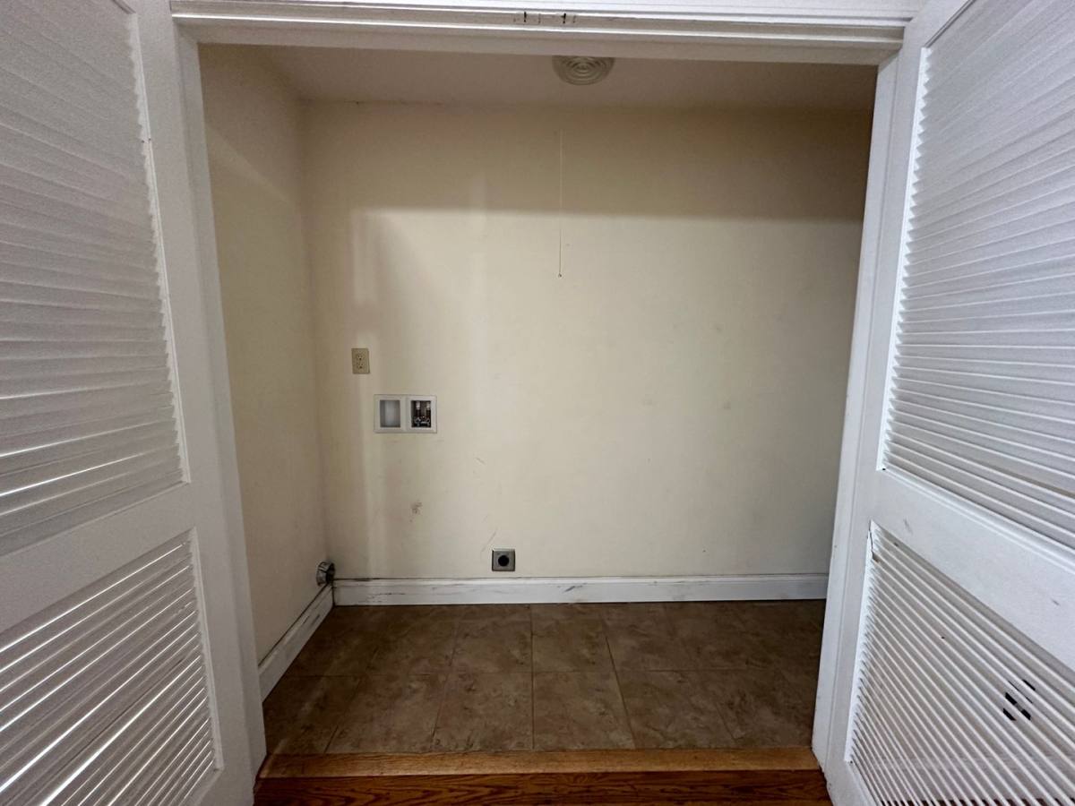 Apartment for rent at 5148 Floral Bluff Rd, Jacksonville, FL 32211
