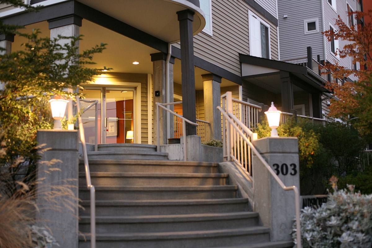 Apartment for rent at 303 10th Ave, Seattle, WA 98122