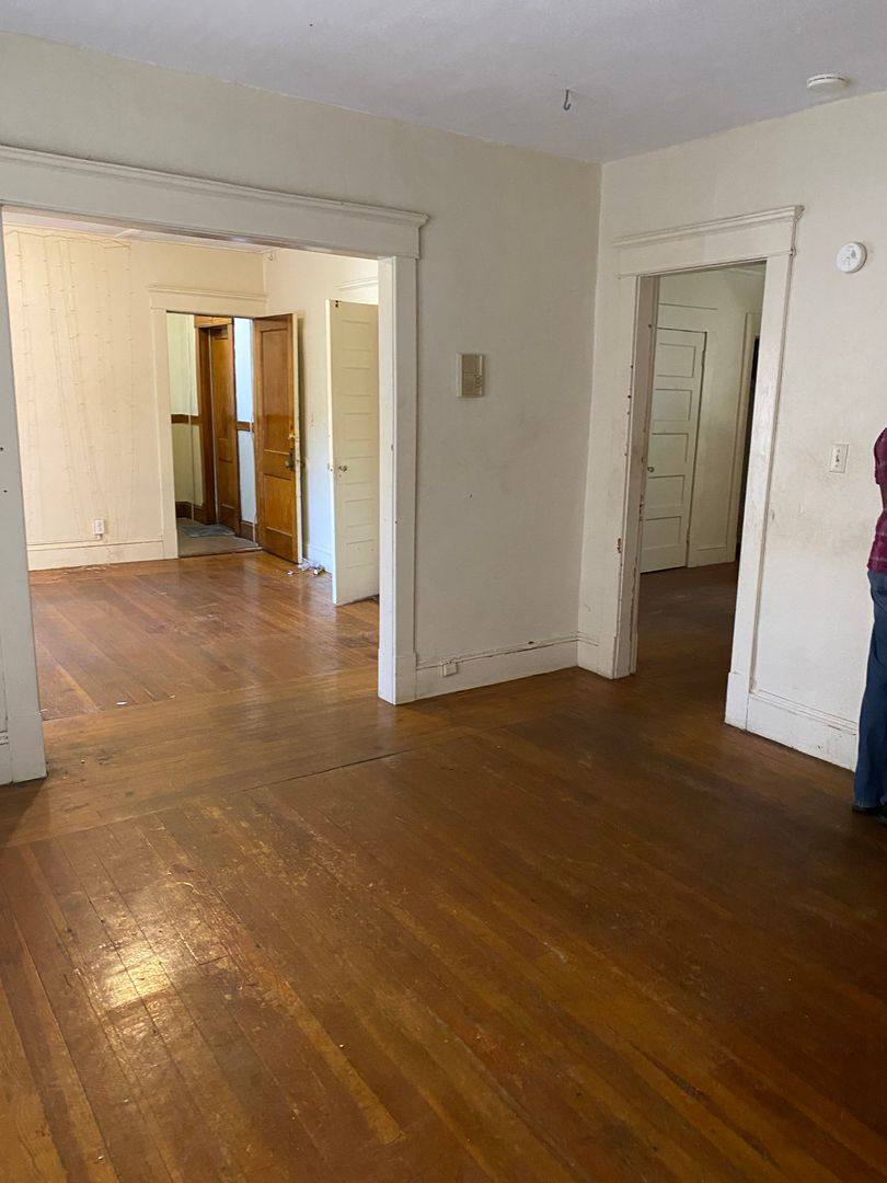 Apartment for rent at 16-20 Sumner Ave, Springfield, MA 01108