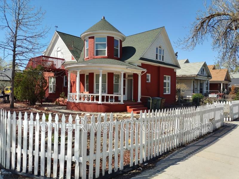 Apartment for rent at 803 W 100 S #4, Salt Lake City, UT 84104