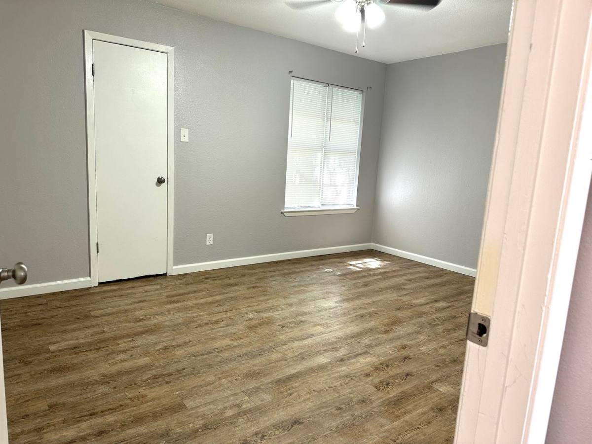 Apartment for rent at 1201 Briarwood Ave, Durant, OK 74701