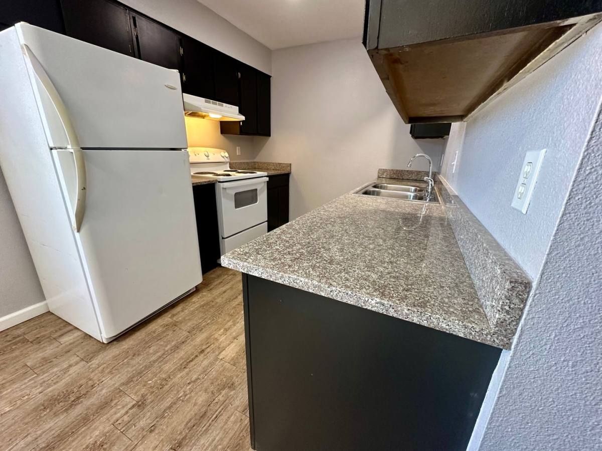 Apartment for rent at 1201 Briarwood Ave, Durant, OK 74701