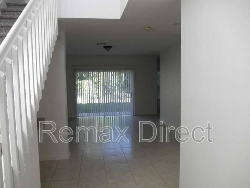 Townhouse for rent at 221 Talia Circle, Lake Worth, FL 33461