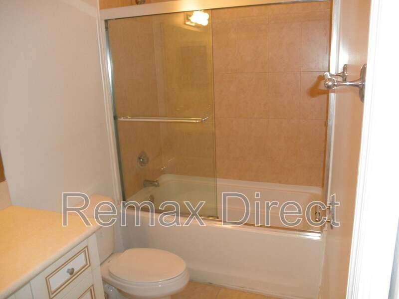 Townhouse for rent at 221 Talia Circle, Lake Worth, FL 33461