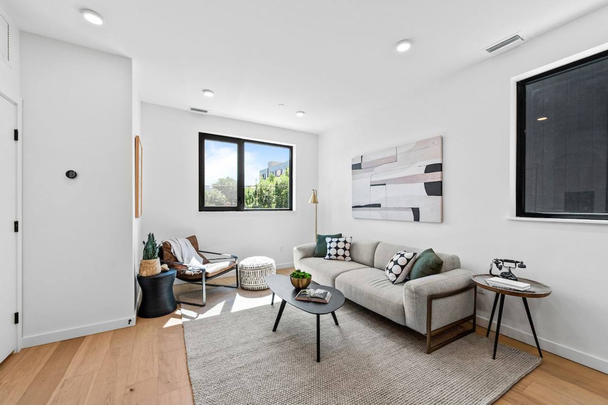 Townhouse for rent at 1601 Park Ave, Denver, CO 80218